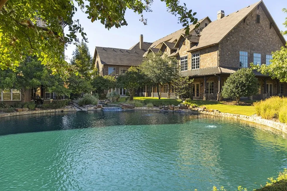 301 Watermere Drive #414 Southlake, TX 76092