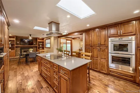 8107 W 71st Place