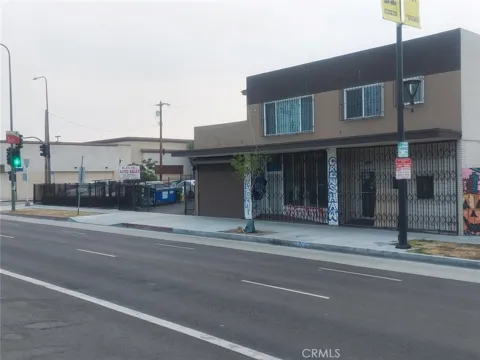 5908 Crenshaw