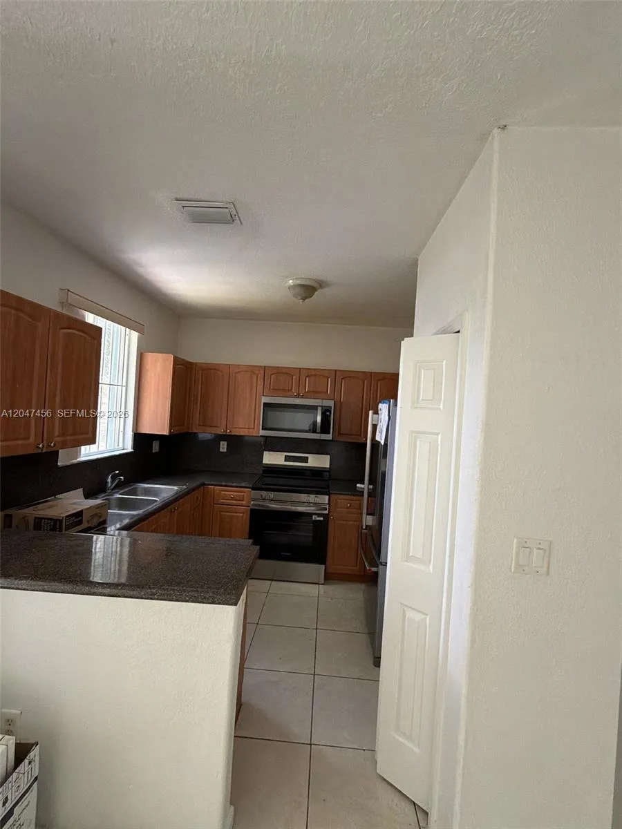 2432 SE 14th Ave #277 Homestead, FL 33035
