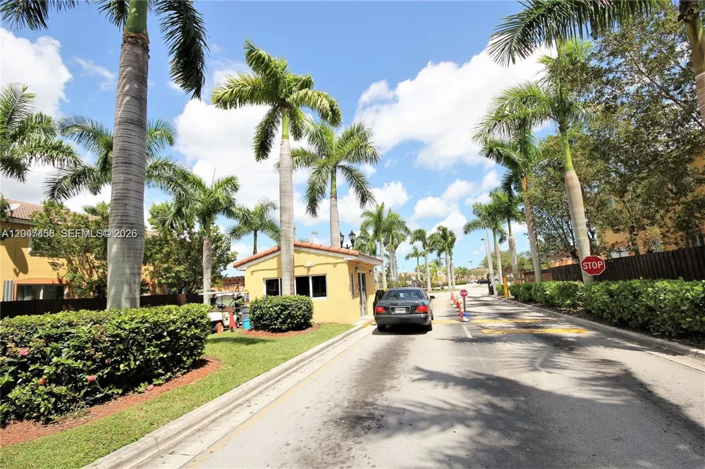 2432 SE 14th Ave #277 Homestead, FL 33035