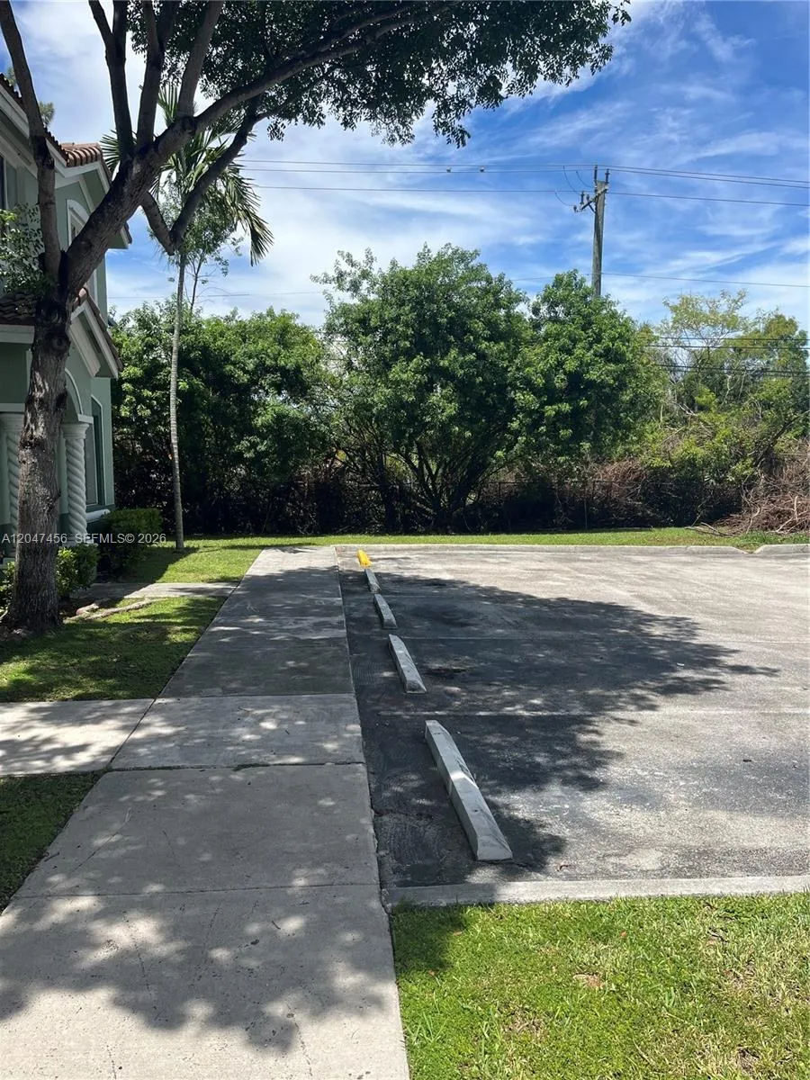 2432 SE 14th Ave #277 Homestead, FL 33035