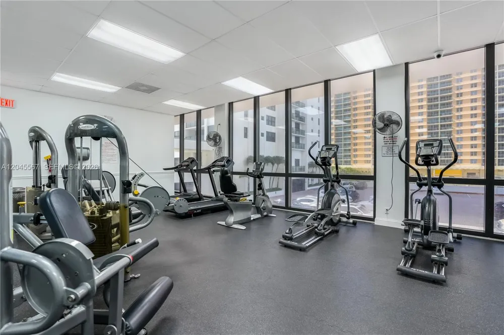 2301 S Ocean Dr #1006 Hollywood, FL 33019