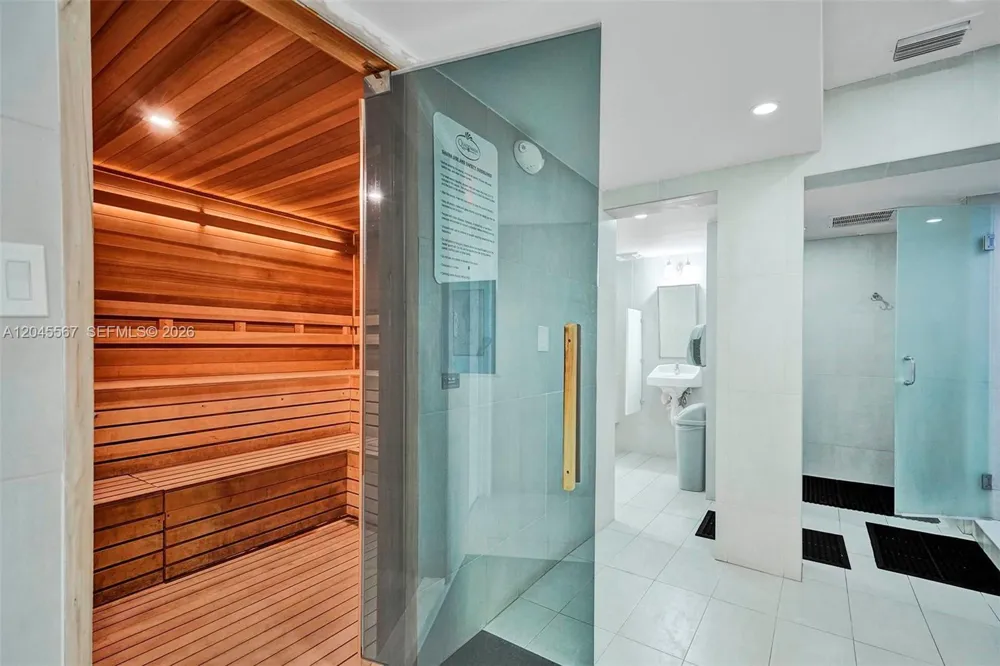 2301 S Ocean Dr #1006 Hollywood, FL 33019