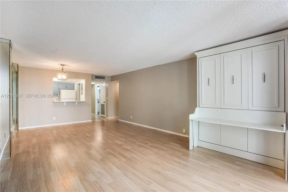 2301 S Ocean Dr #1006 Hollywood, FL 33019