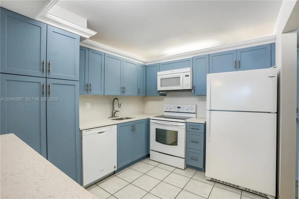 2301 S Ocean Dr #1006 Hollywood, FL 33019