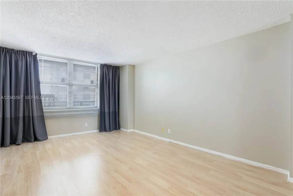 2301 S Ocean Dr #1006 Hollywood, FL 33019
