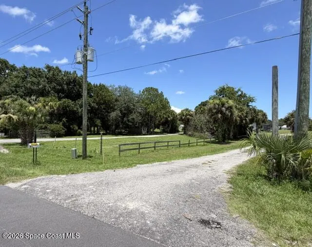 4028 Emmanuel Lane Mims, FL 32754