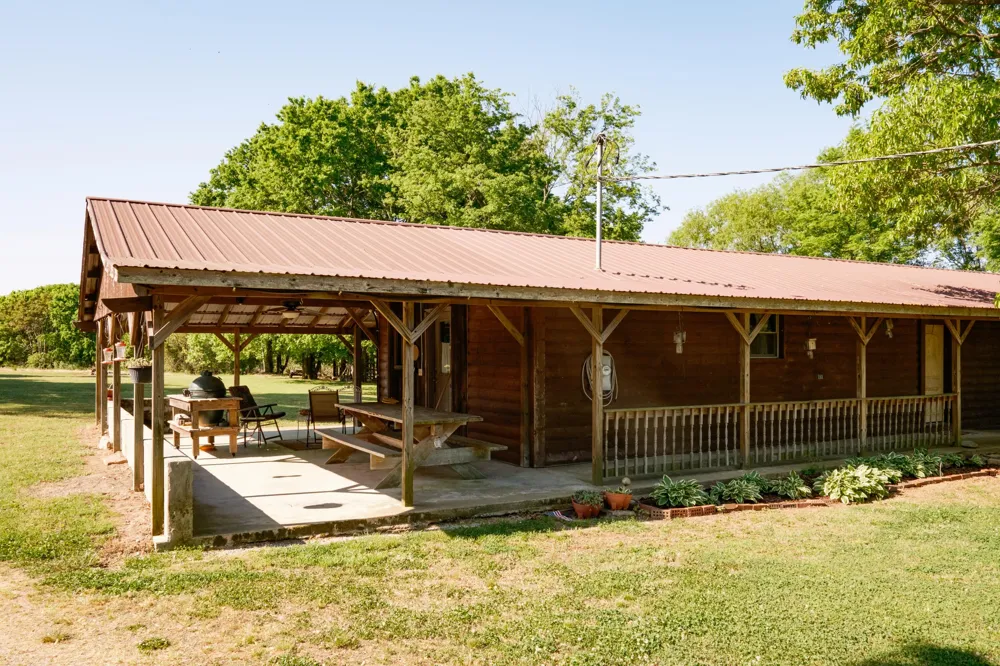 778 County Road 65 Collinsville, AL 35961