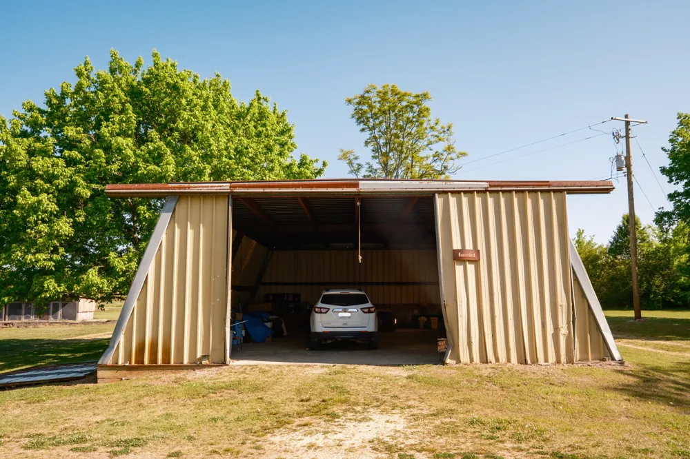 778 County Road 65 Collinsville, AL 35961
