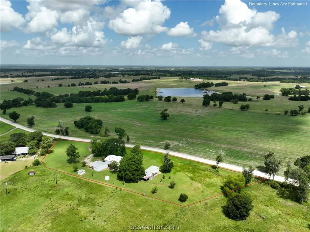 2433 County Road 409 Navasota, TX 77868