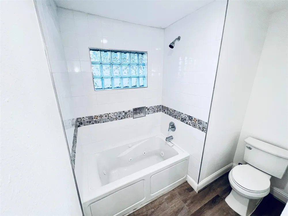 19739 Moonhollow Drive Houston, TX 77084