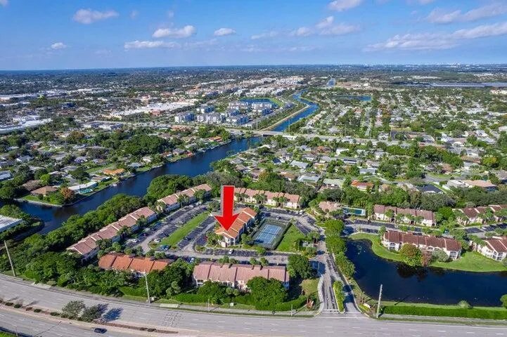 815 W Boynton Beach Boulevard #12-106 Boynton Beach, FL 33426