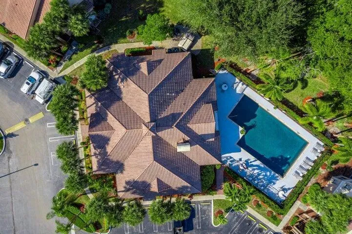 815 W Boynton Beach Boulevard #12-106 Boynton Beach, FL 33426