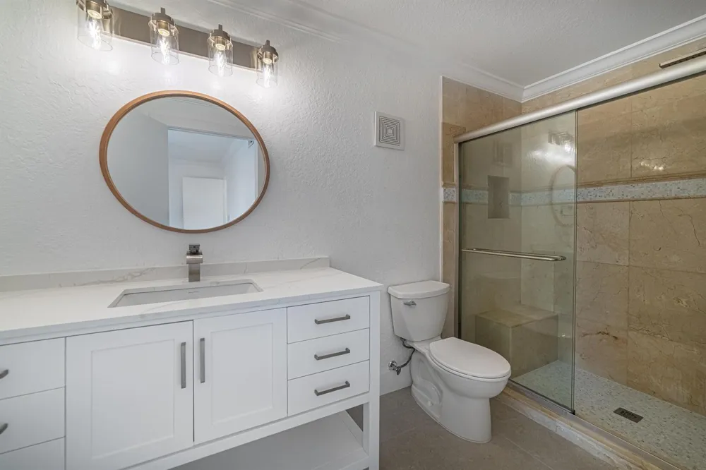 815 W Boynton Beach Boulevard #12-106 Boynton Beach, FL 33426
