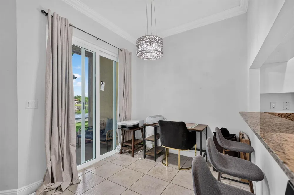 3355 Lakeside Drive Davie, FL 33328