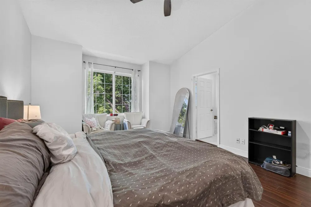 3355 Lakeside Drive Davie, FL 33328