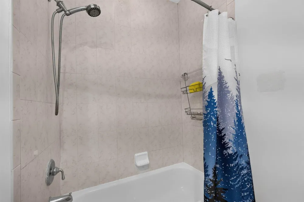 3355 Lakeside Drive Davie, FL 33328