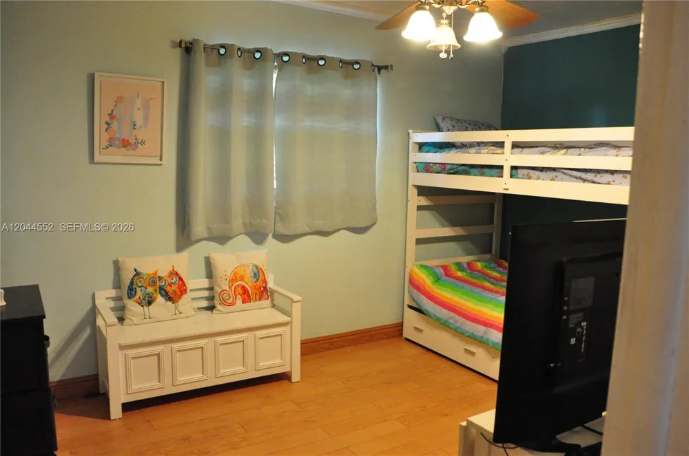 5630 SW 55th Ave Davie, FL 33314