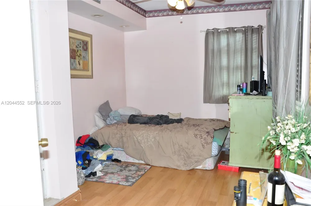5630 SW 55th Ave Davie, FL 33314