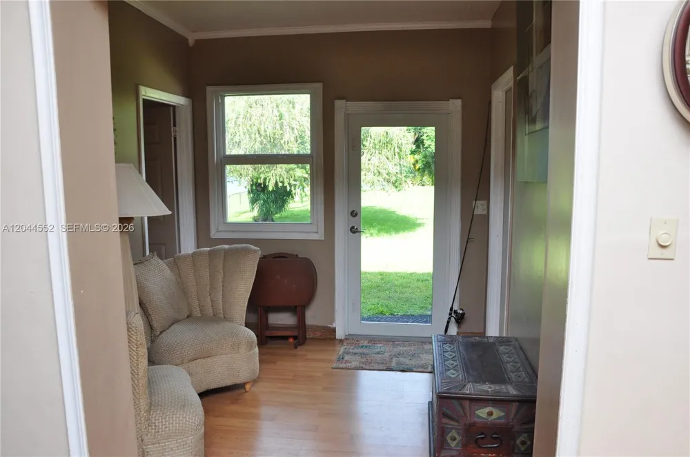 5630 SW 55th Ave Davie, FL 33314