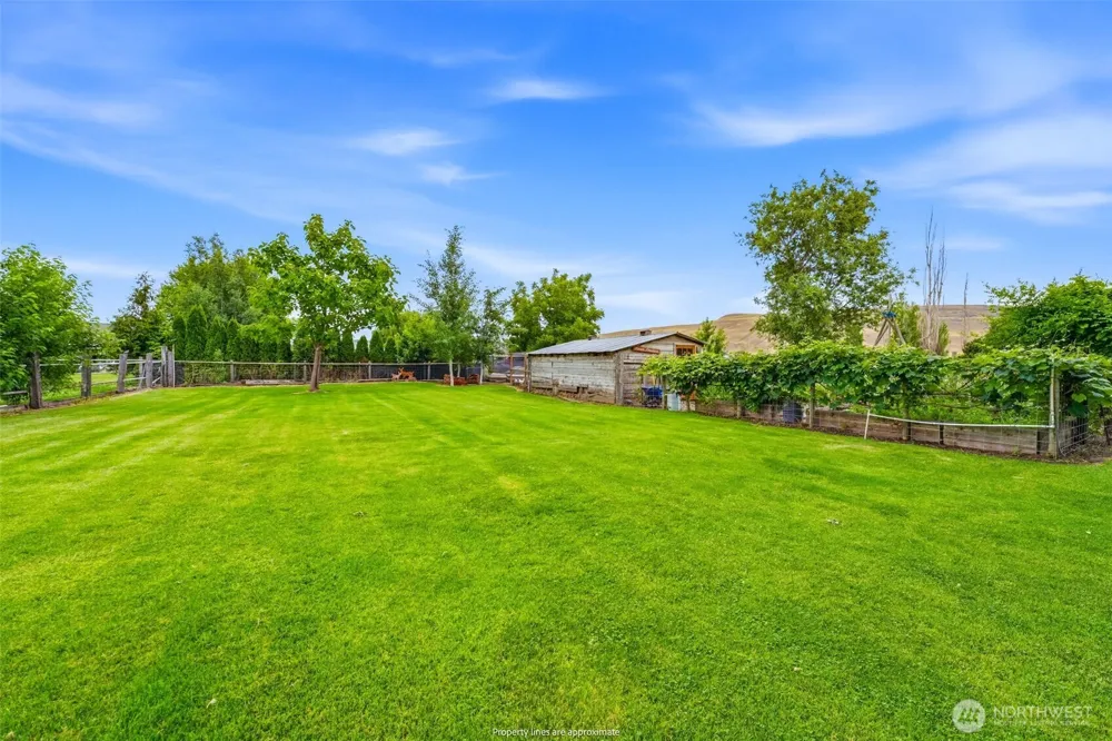 12801 Pioneer Road Prosser, WA 99350