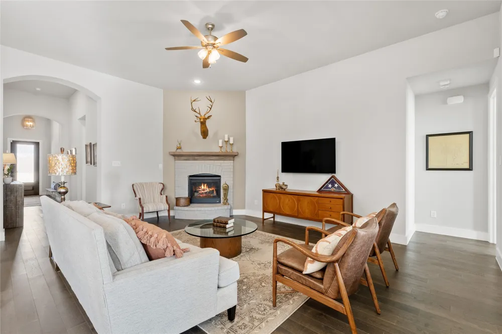 2813 Black Walnut Street McKinney, TX 75071
