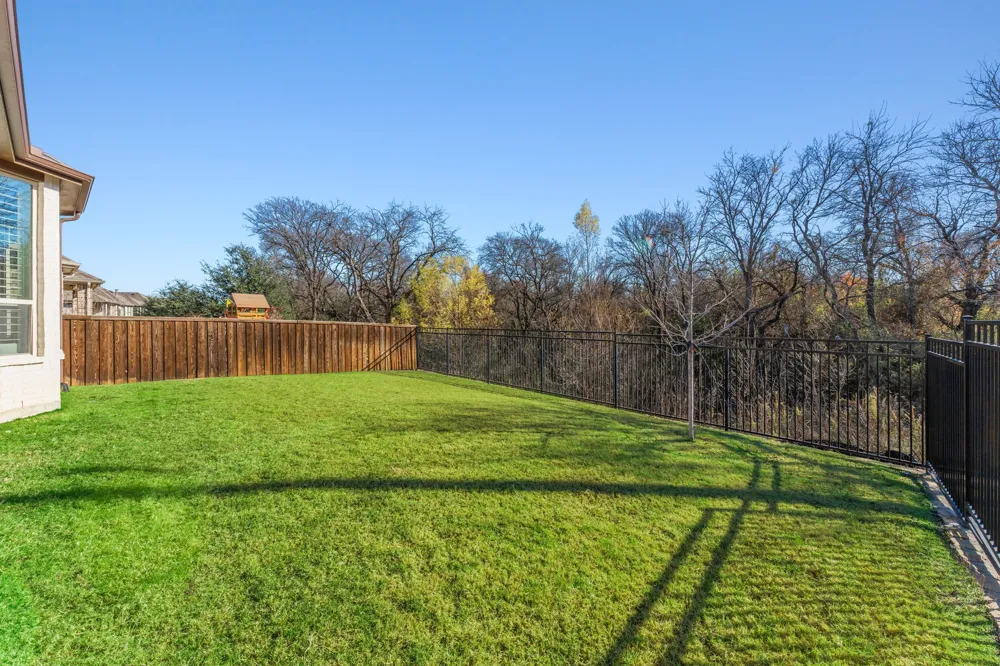 2813 Black Walnut Street McKinney, TX 75071