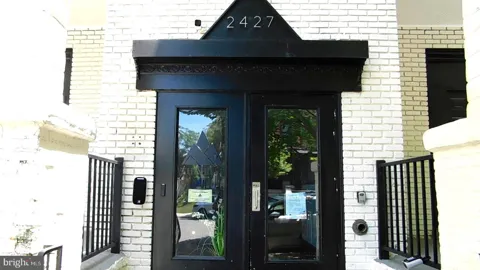 2427 LAKEVIEW AVENUE #1D