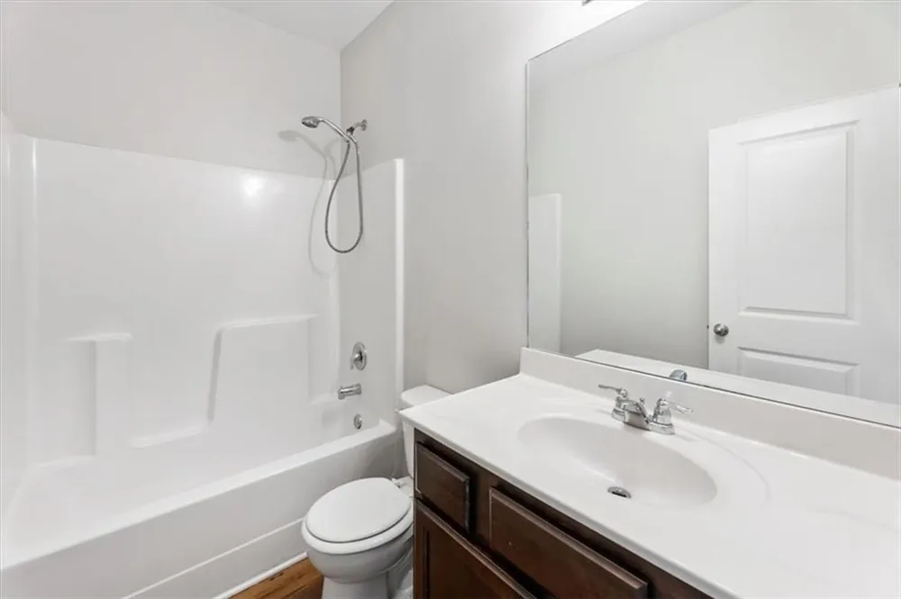 703 Independence Avenue Pendergrass, GA 30567