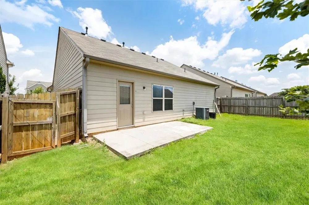 703 Independence Avenue Pendergrass, GA 30567