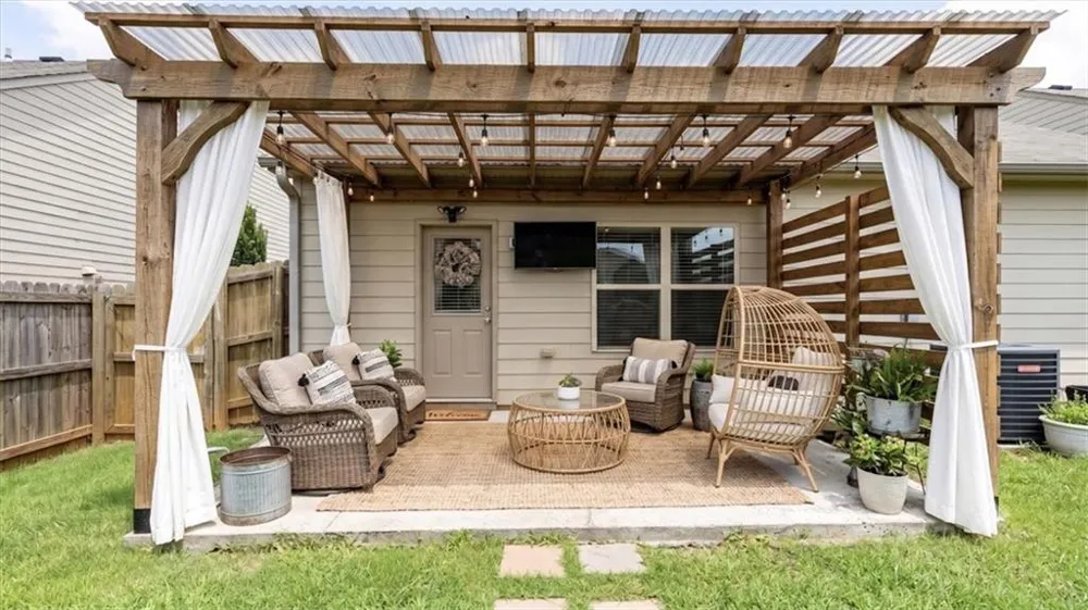 703 Independence Avenue Pendergrass, GA 30567