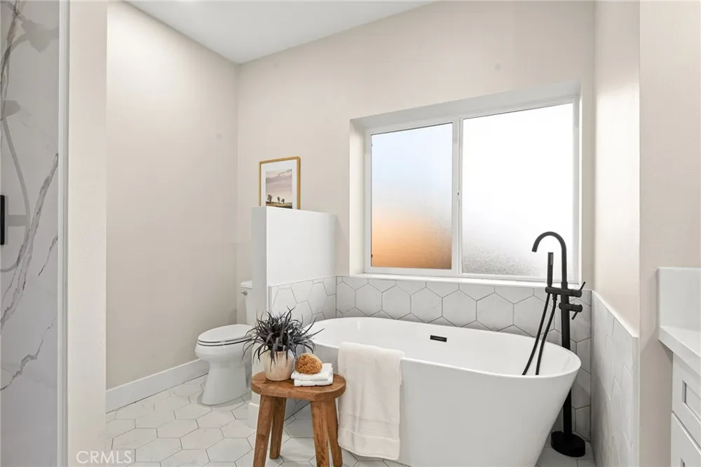 1351 Orput Paradise, CA 95969