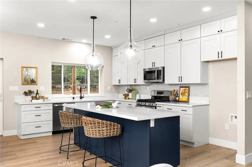 1351 Orput Paradise, CA 95969