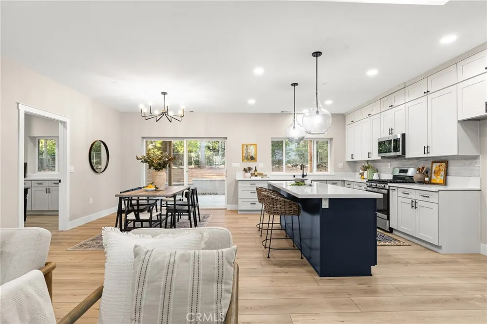 1351 Orput Paradise, CA 95969
