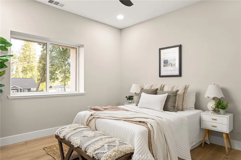 1351 Orput Paradise, CA 95969