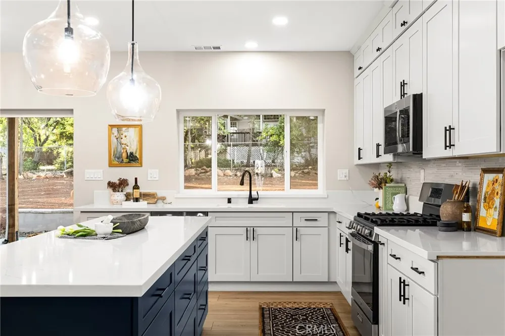 1351 Orput Paradise, CA 95969