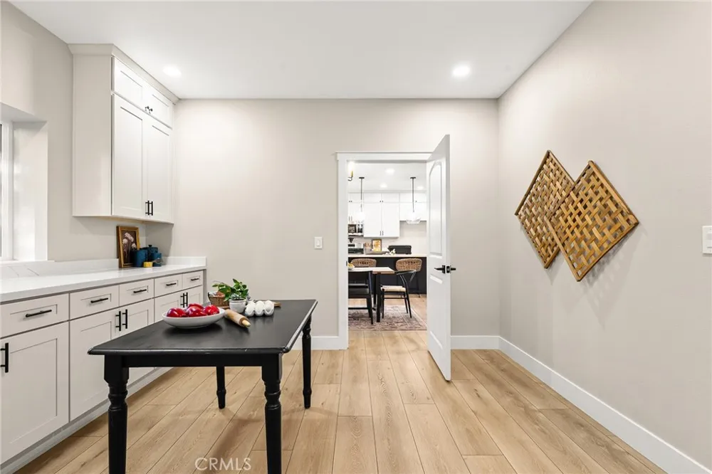 1351 Orput Paradise, CA 95969
