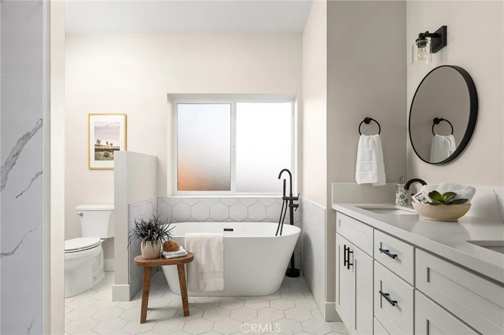 1351 Orput Paradise, CA 95969