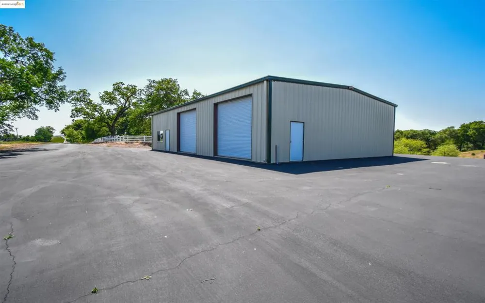 9325 Fraguero Sonora, CA 95370