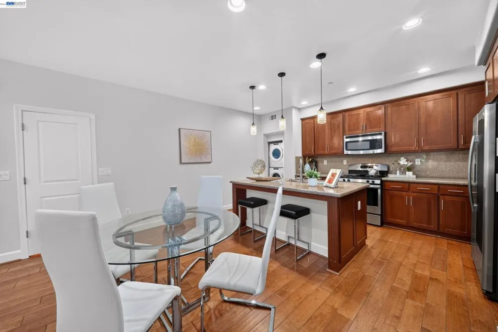 1656 Lee Way Milpitas, CA 95035