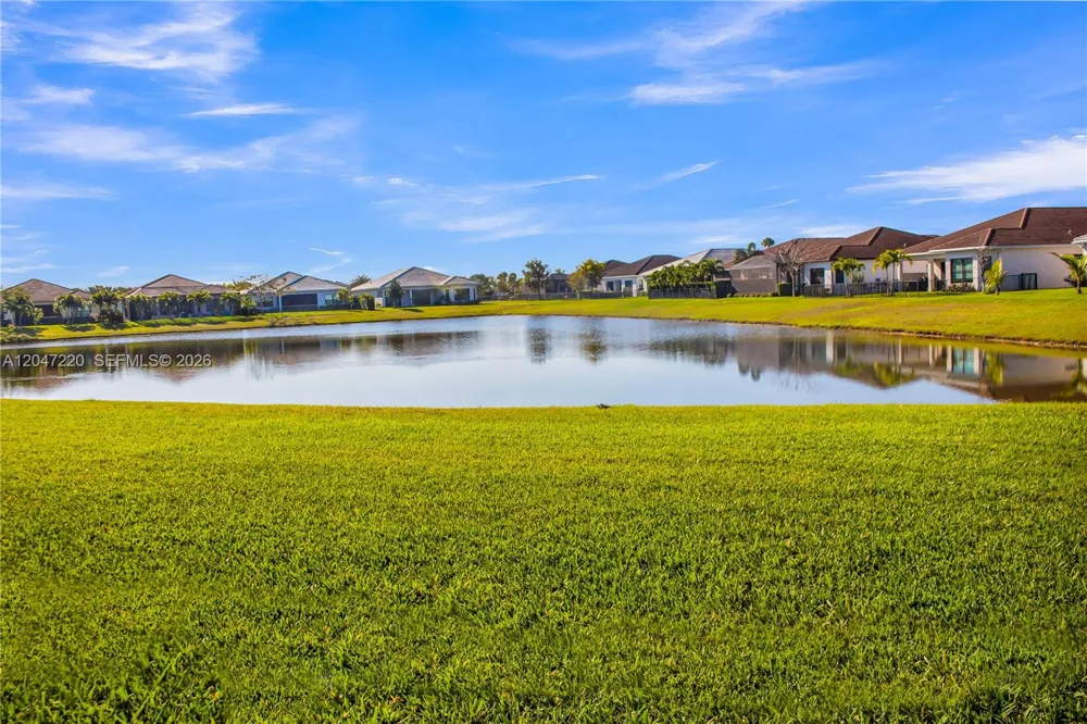 15750 Longboat Key Dr Westlake, FL 33470