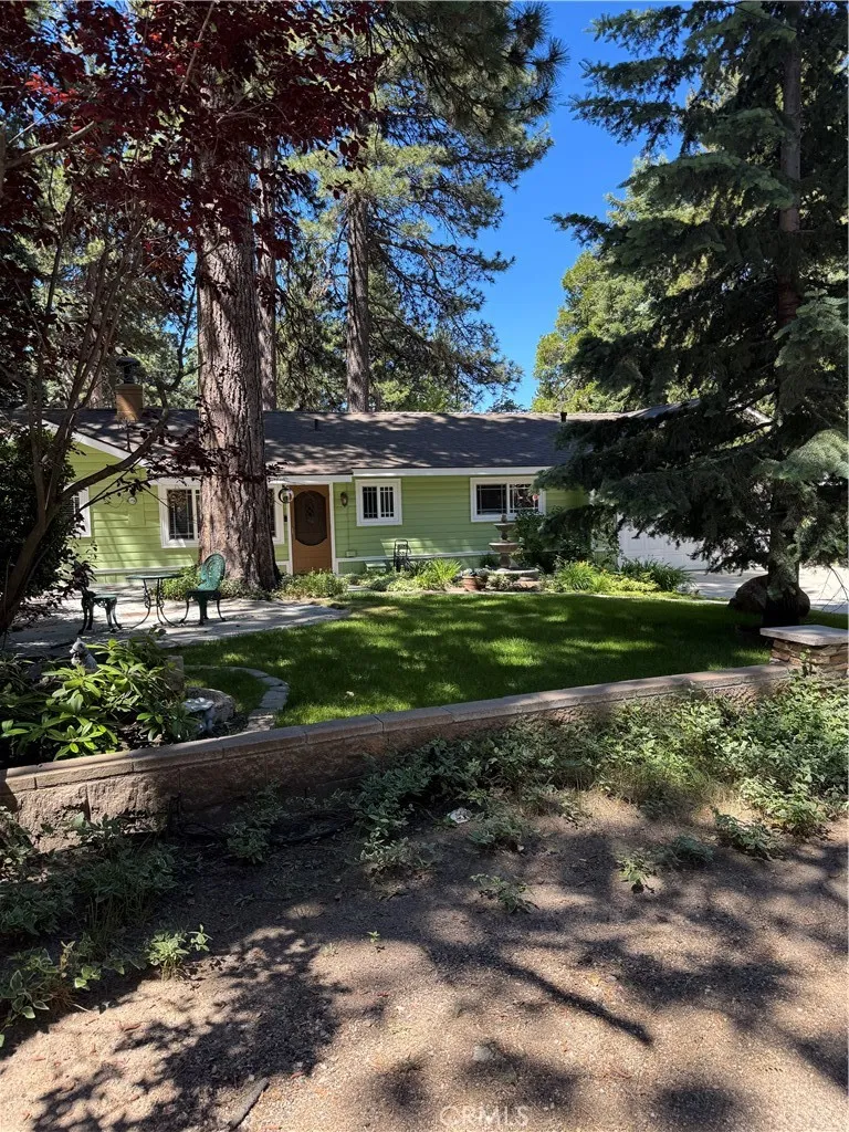 31671 Luring Pines Drive Running Springs, CA 92382