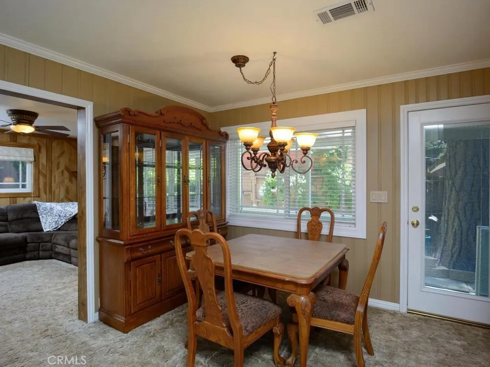 31671 Luring Pines Drive Running Springs, CA 92382