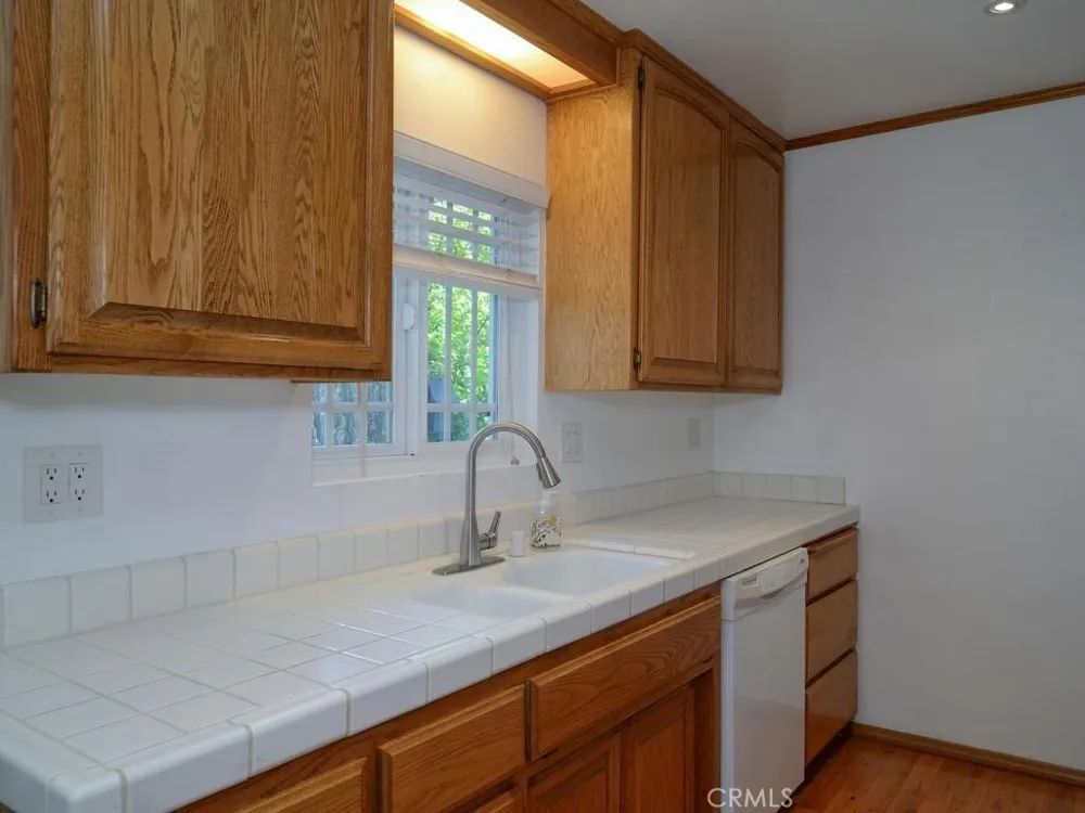 31671 Luring Pines Drive Running Springs, CA 92382
