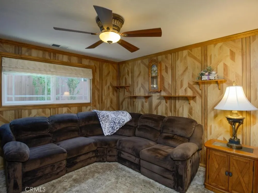 31671 Luring Pines Drive Running Springs, CA 92382