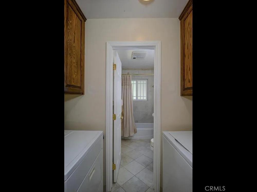 31671 Luring Pines Drive Running Springs, CA 92382
