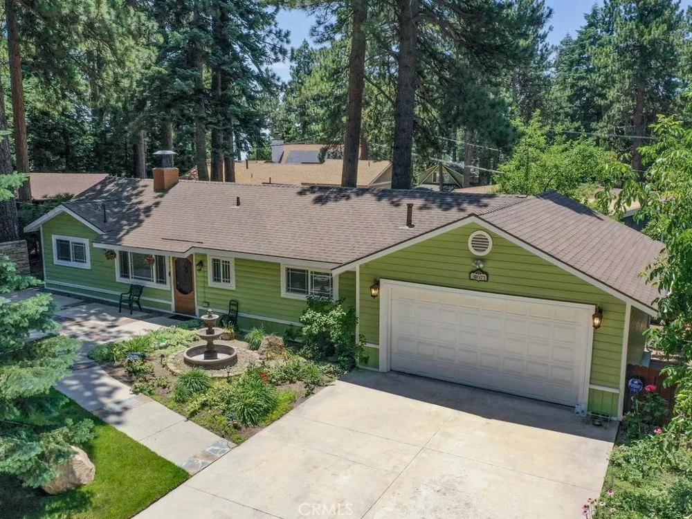 31671 Luring Pines Drive Running Springs, CA 92382