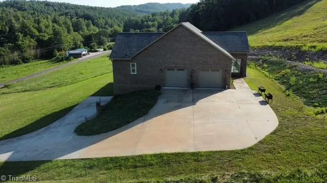2093 Champion Road Ferguson, NC 28624