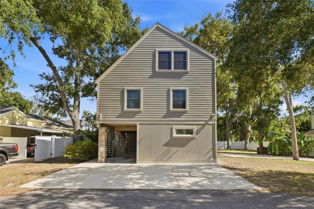 13150 72ND TERRACE Seminole, FL 33776
